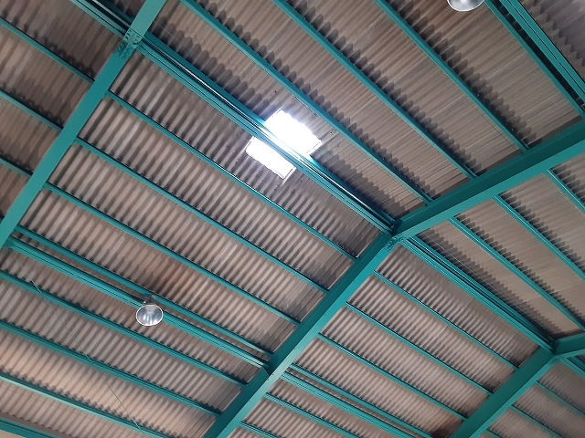 屋根に設置されているか換気装置